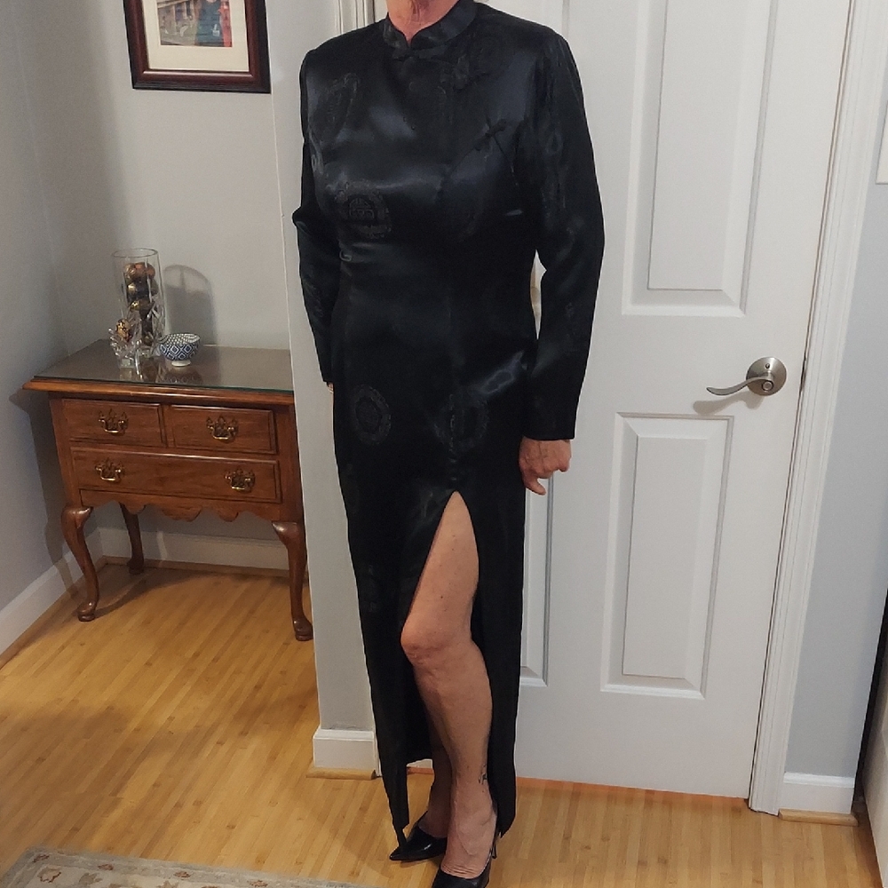 Elegant Black Long Sleeve Dress